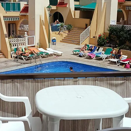 Appartamento Mareverde Pool View